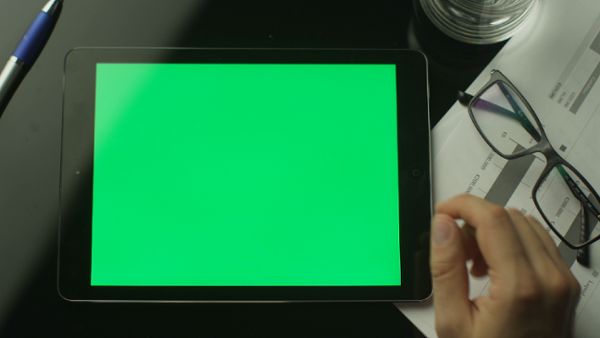 Tablet Green Screen